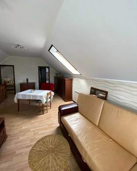 Дом 255м², 3-этажный, участок 4 сот.  