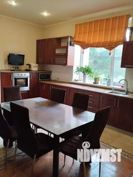 Коттедж 368м², 4-этажный, участок 13 сот.  