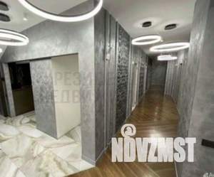 Коттедж 1000м², 2-этажный, участок 14 сот.  