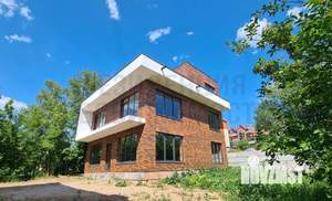 Коттедж 260м², 3-этажный, участок 7 сот.  