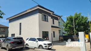 Коттедж 180м², 2-этажный, участок 6 сот.  