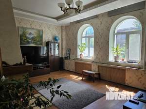 Коттедж 328м², 2-этажный, участок 14 сот.  