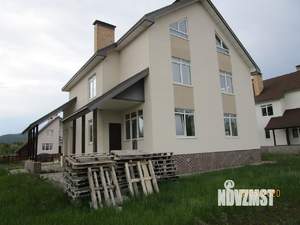 Дом 394м², 3-этажный, участок 10 сот.  
