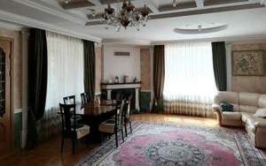 Дом 550м², 3-этажный, участок 8 сот.  