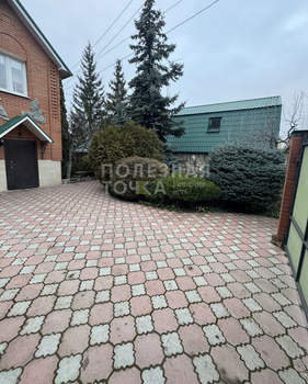 Дом 400м², 2-этажный, участок 11 сот.  