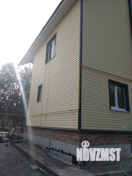 Коттедж 220м², 3-этажный, участок 6 сот.  