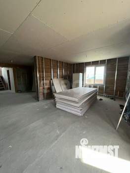 Дом 226м², 2-этажный, участок 9 сот.  