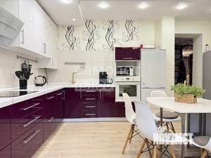 Коттедж 195м², 2-этажный, участок 6 сот.  