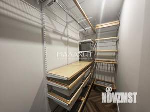 Дом 247м&sup2;, 3-этажный, участок 7 сот.  