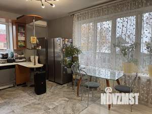 Коттедж 200м², 2-этажный, участок 12 сот.  