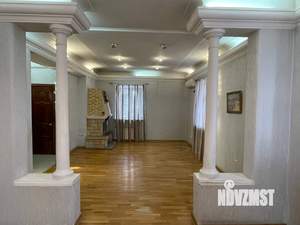 Коттедж 350м², 3-этажный, участок 8 сот.  