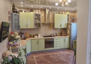 Дом 181м², 2-этажный, участок 7 сот.  