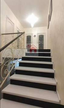 Дом 300м², 3-этажный, участок 7 сот.  