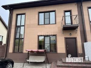 Таунхаус 240м², 2-этажный, участок 3 сот.  