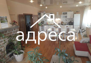 Дом 201м², 3-этажный, участок 12 сот.  