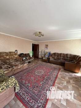 Дом 100м², 2-этажный, участок 7 сот.  