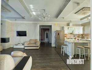 Коттедж 320м², 3-этажный, участок 13 сот.  