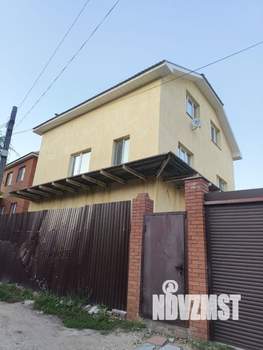 Дом 210м², 3-этажный, участок 4 сот.  