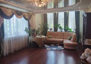 Дом 181м², 2-этажный, участок 7 сот.  