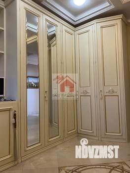 Коттедж 300м², 4-этажный, участок 6 сот.  