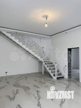 Коттедж 182м², 2-этажный, участок 4 сот.  