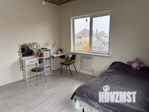 Коттедж 200м², 2-этажный, участок 12 сот.  