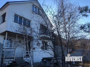Дача 180м², 3-этажный, участок 11 сот.  
