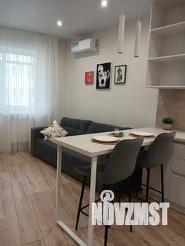 Студия квартира, посуточно, 27м2, 2/10 этаж