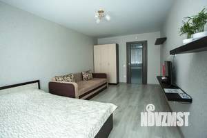 1-к квартира, посуточно, 40м2, 18/27 этаж