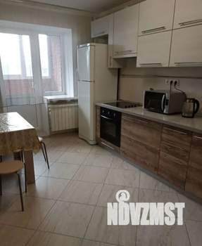 Студия квартира, посуточно, 65м2, 14/18 этаж