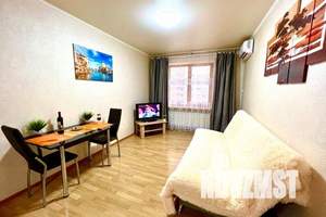 1-к квартира, посуточно, 50м2, 13/17 этаж