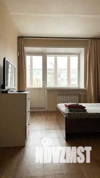 1-к квартира, посуточно, 40м2, 2/9 этаж