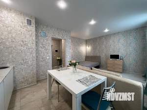 Студия квартира, посуточно, 35м2, 7/25 этаж