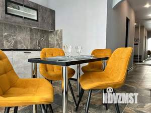 1-к квартира, посуточно, 52м2, 1/1 этаж