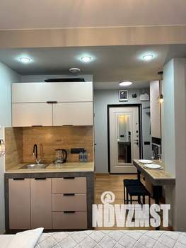 Студия квартира, посуточно, 16м2, 1/12 этаж