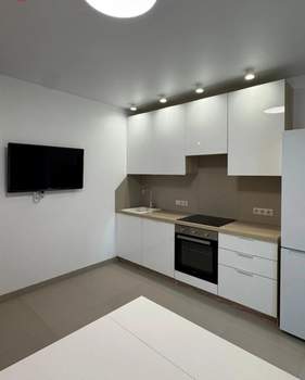 1-к квартира, на длительный срок, 42м2, 2/14 этаж