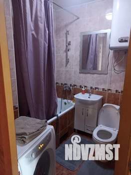 1-к квартира, посуточно, 37м2, 9/16 этаж