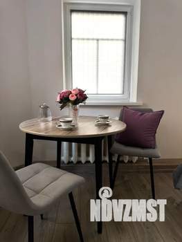 Студия квартира, посуточно, 35м2, 1/2 этаж