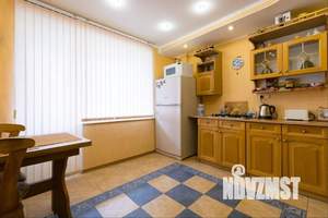 1-к квартира, посуточно, 58м2, 3/9 этаж