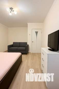 1-к квартира, посуточно, 40м2, 1/9 этаж