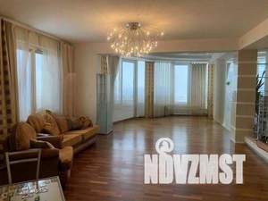 4-к квартира, на длительный срок, 210м2, 8/18 этаж