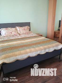 1-к квартира, посуточно, 52м2, 3/5 этаж