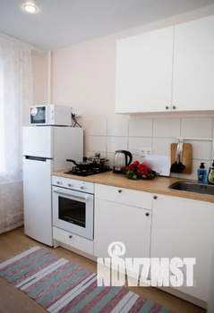 1-к квартира, посуточно, 31м2, 4/9 этаж