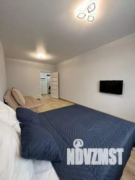 1-к квартира, посуточно, 42м2, 4/25 этаж