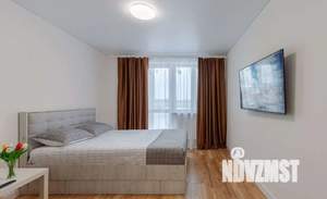 Студия квартира, посуточно, 36м2, 12/25 этаж