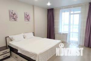 1-к квартира, посуточно, 41м2, 13/22 этаж