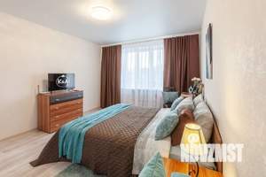 1-к квартира, посуточно, 38м2, 4/10 этаж