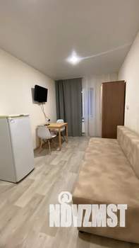 Студия квартира, посуточно, 20м2, 1/3 этаж