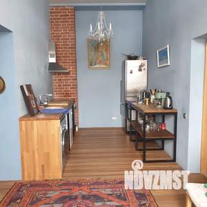 2-к квартира, посуточно, 80м2, 3/3 этаж