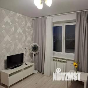 1-к квартира, посуточно, 38м2, 15/16 этаж